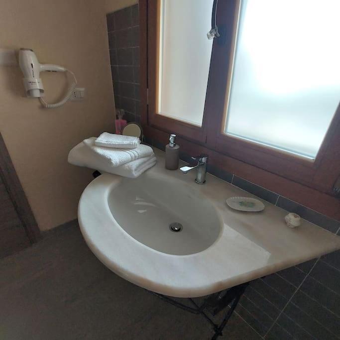 Istanti - Salvia Appartement Costigliole Saluzzo Buitenkant foto